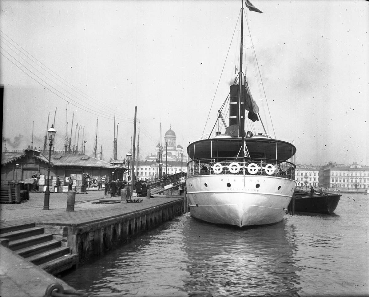 Helsinki. Steamboat 'Oyhonna' in the South Harbor